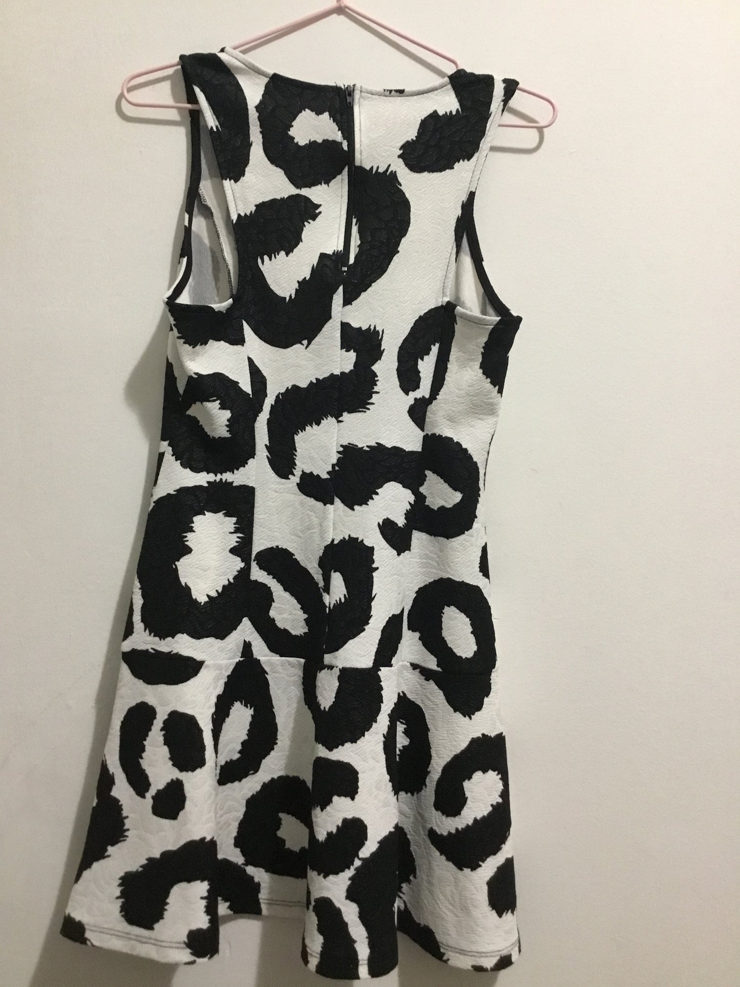 soprano-leopard-dresses