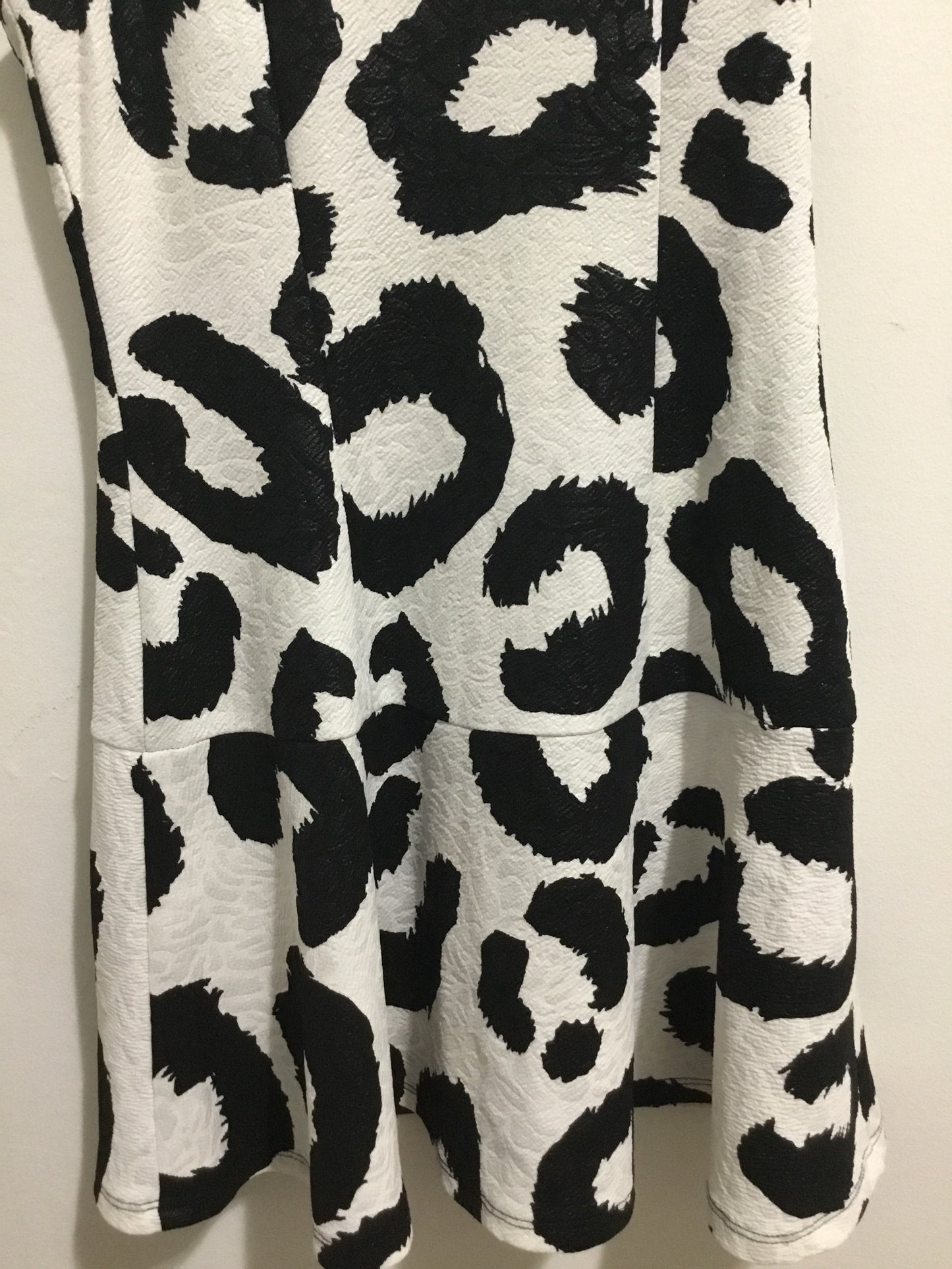 soprano-leopard-dresses
