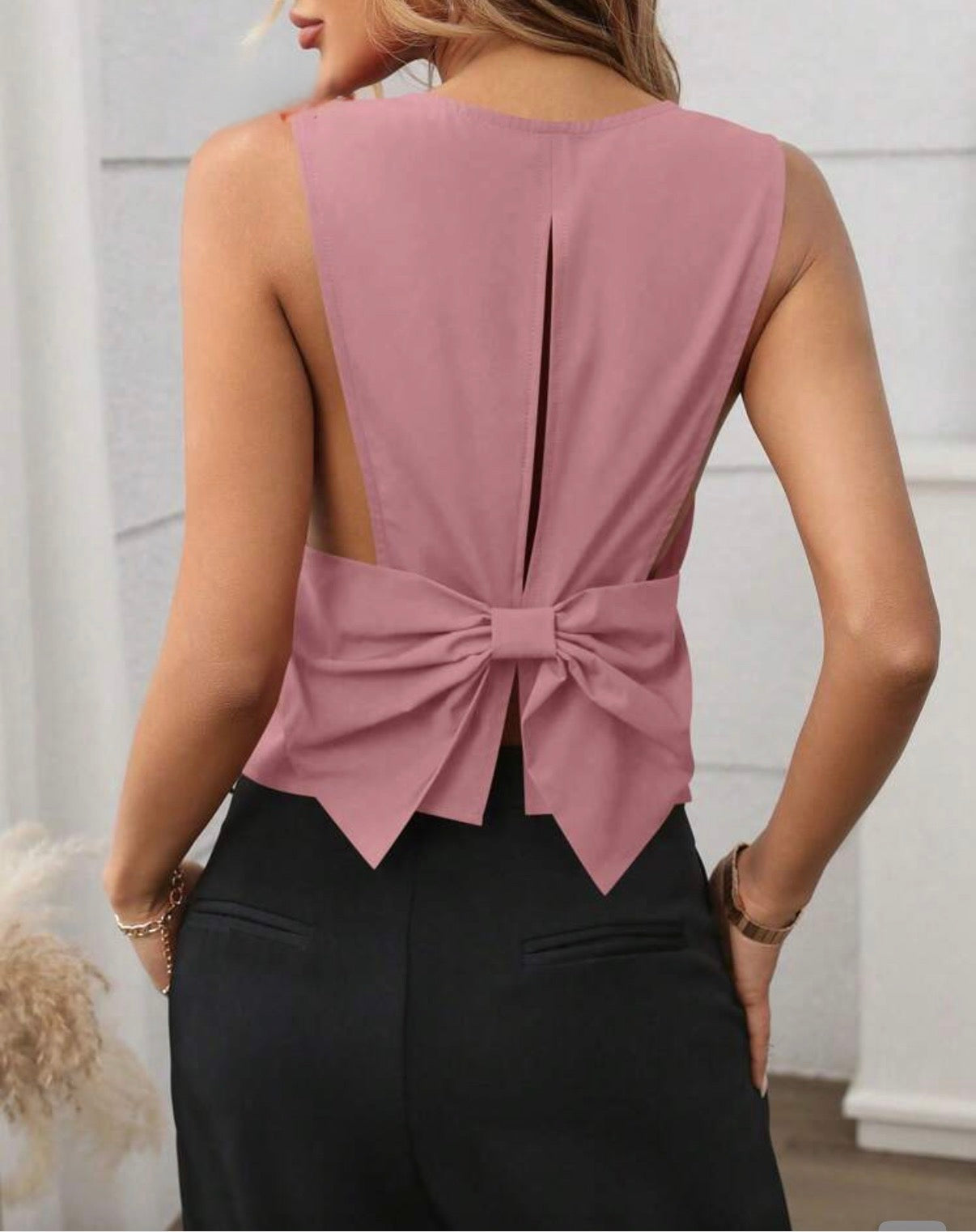 Balvessa Casual Backless Bow Design Decorated Tank Top